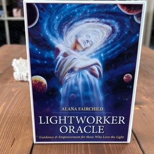 Lightworker Oracle Deck by Alana Fairchild - Artwork Mario Dugay